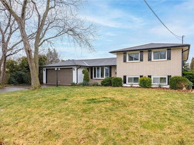 3 Forest Road Grimsby Ontario, L3M 2J2