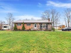 1569 NORTH SHORE Drive Dunnville Ontario, N0A 1K0