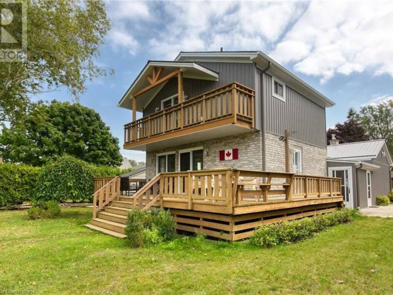 270 ERIE Boulevard, Long Point, Ontario N0E 1M0