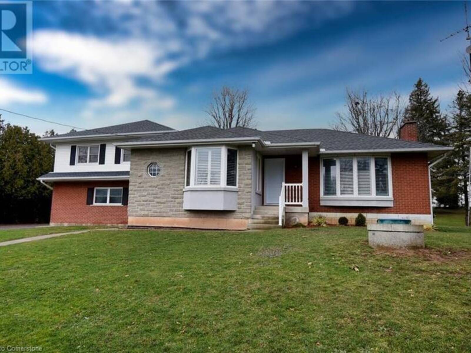 419 BOOK Road E, Ancaster, Ontario L9G 3L1