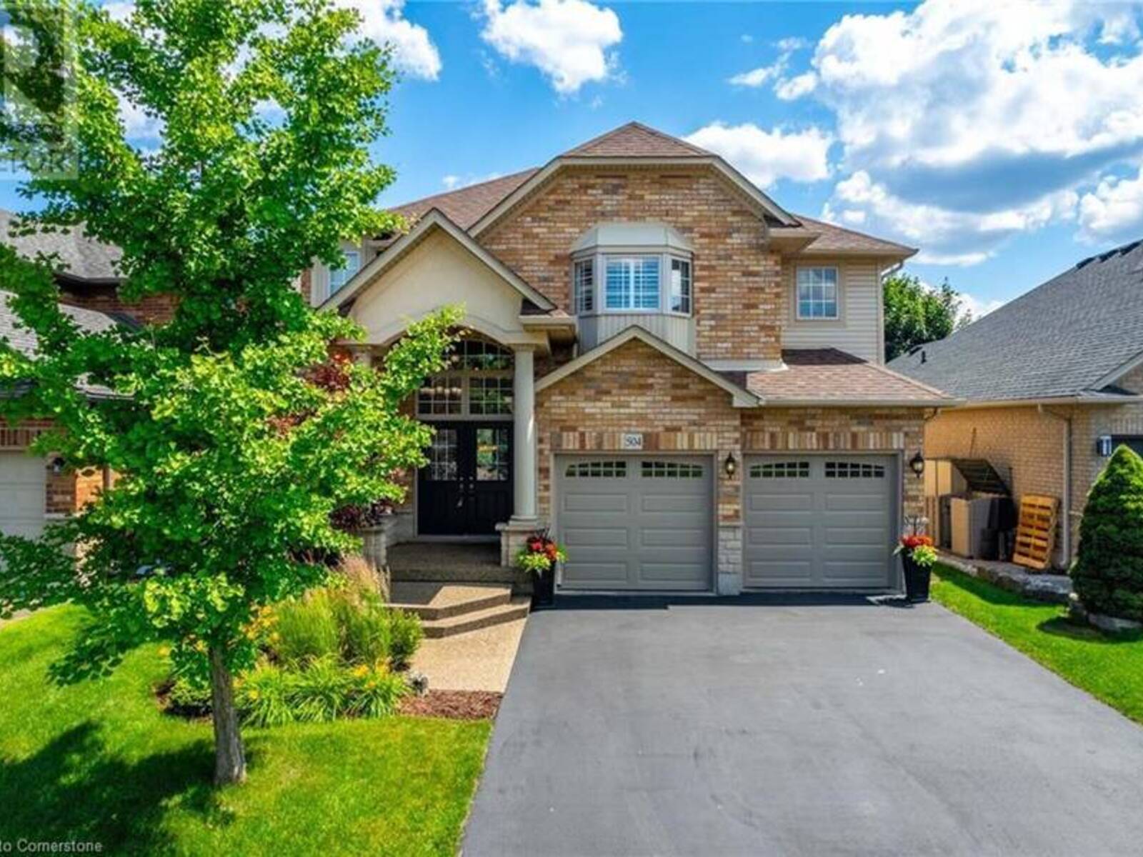 504 GERANIUM Lane, Burlington, Ontario L7T 4L5