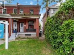 43 Fullerton Avenue Hamilton Ontario, L8L 6G8