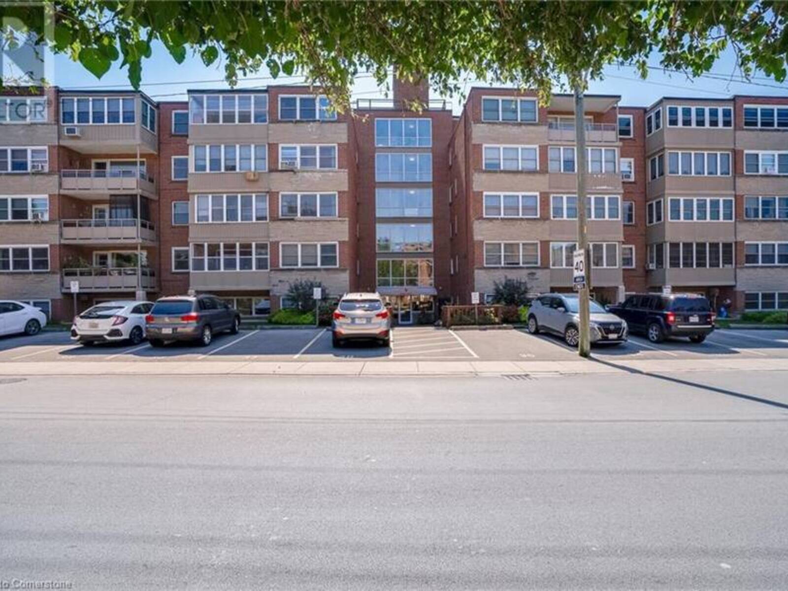 9 GRANT Boulevard Unit# 501, Dundas, Ontario L9H 4L5