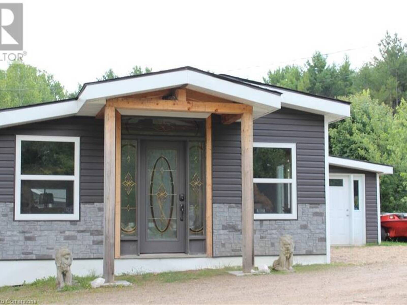 26797 Highway 60 Highway Unit# Cottage A, Madawaska, Ontario K0J 2M0