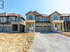 5 CHERRY BLOSSOM Heights Hamilton Ontario, L9B 0E9