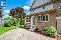 2206 BIRCHLEAF Lane | Burlington Ontario | Slide Image Fifty