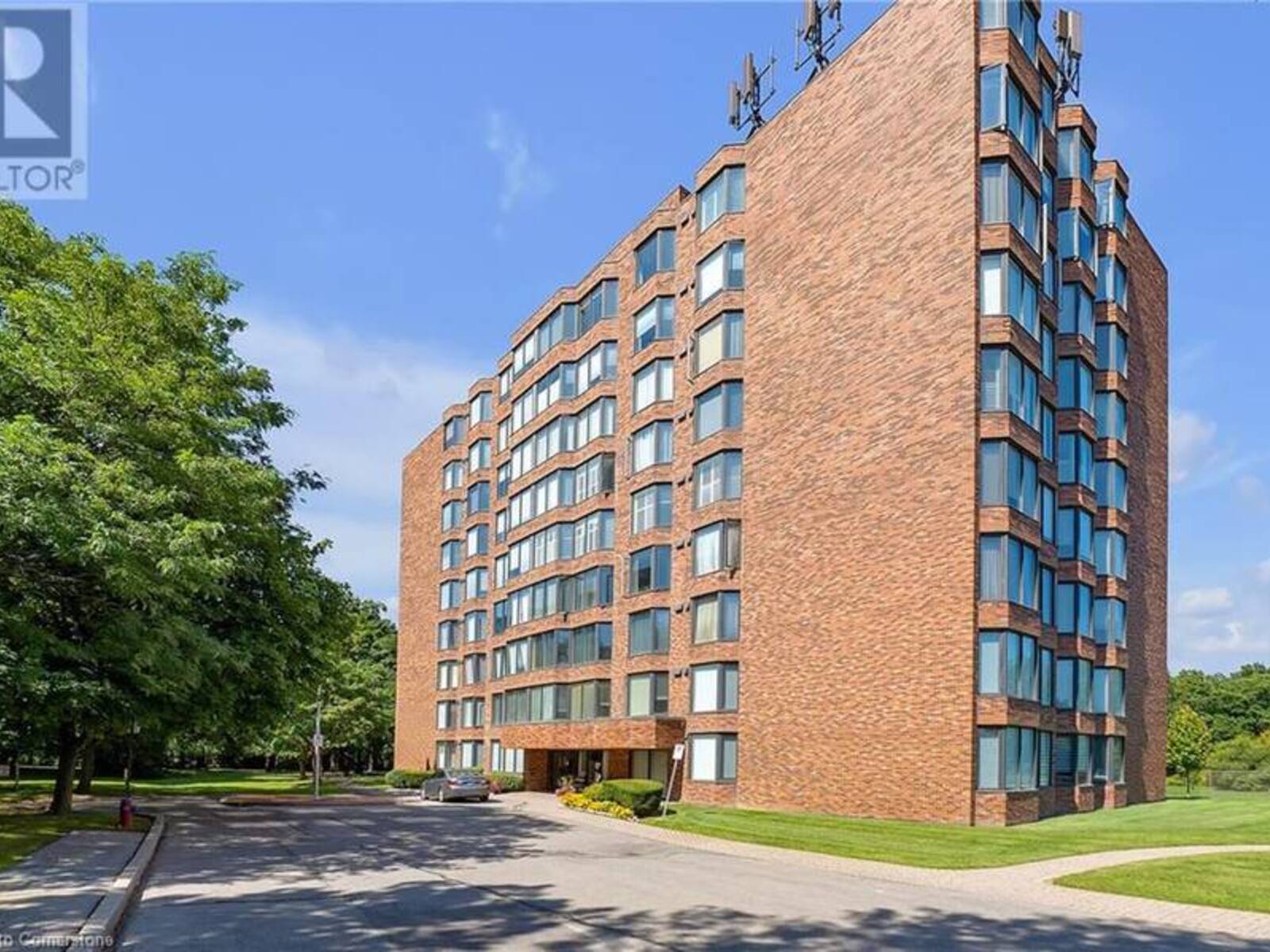 180 LIMERIDGE Road W Unit# 702, Hamilton, Ontario L9C 7H7