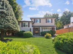 574 BRIDLE WOOD Burlington Ontario, L7L 4C7