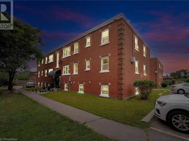 5 APPLEWOOD Avenue Unit# 5 Hamilton Ontario, L8G 3S4