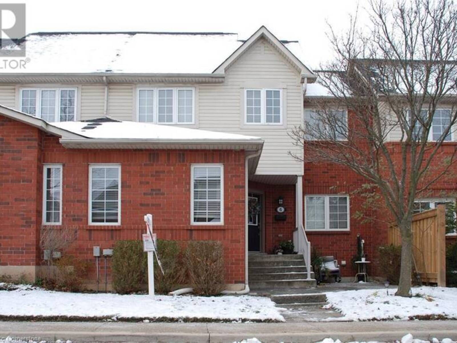 100 BEDDOE Drive Unit# 6, Hamilton, Ontario L8P 4Z2