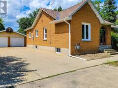 47 3RD Road E Stoney Creek Ontario, L8J 3J5