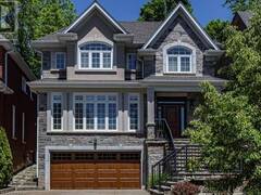 67 Alma Street Dundas Ontario, L9H 2E3