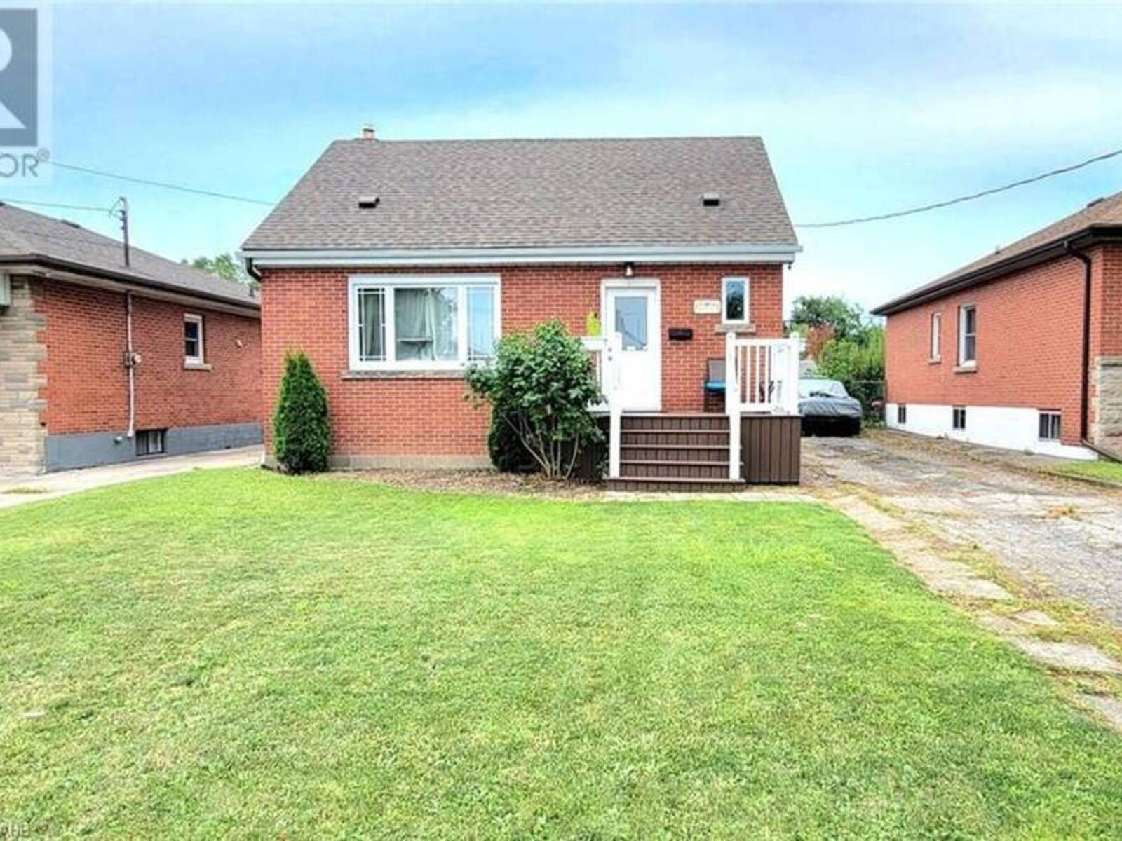 384 Talbot Street, Hamilton, Ontario L8H 6T4