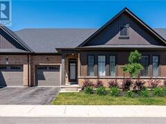 39 COSMOPOLITAN Common St. Catharines Ontario, L2M 0A6