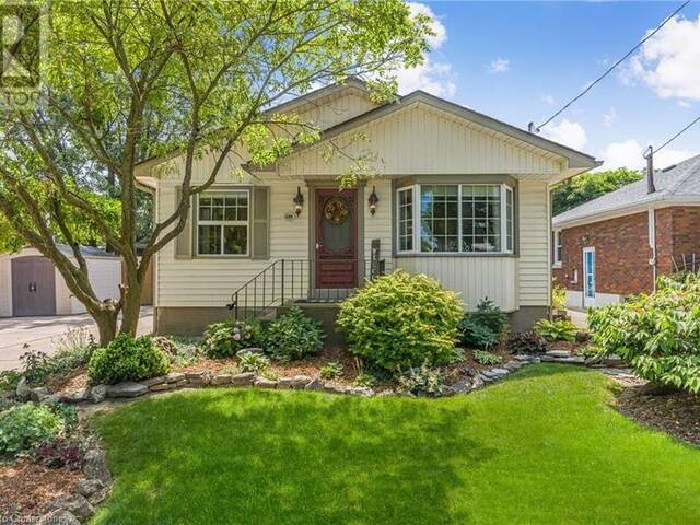 17 PARKDALE Drive Thorold Ontario, L2V 2N5