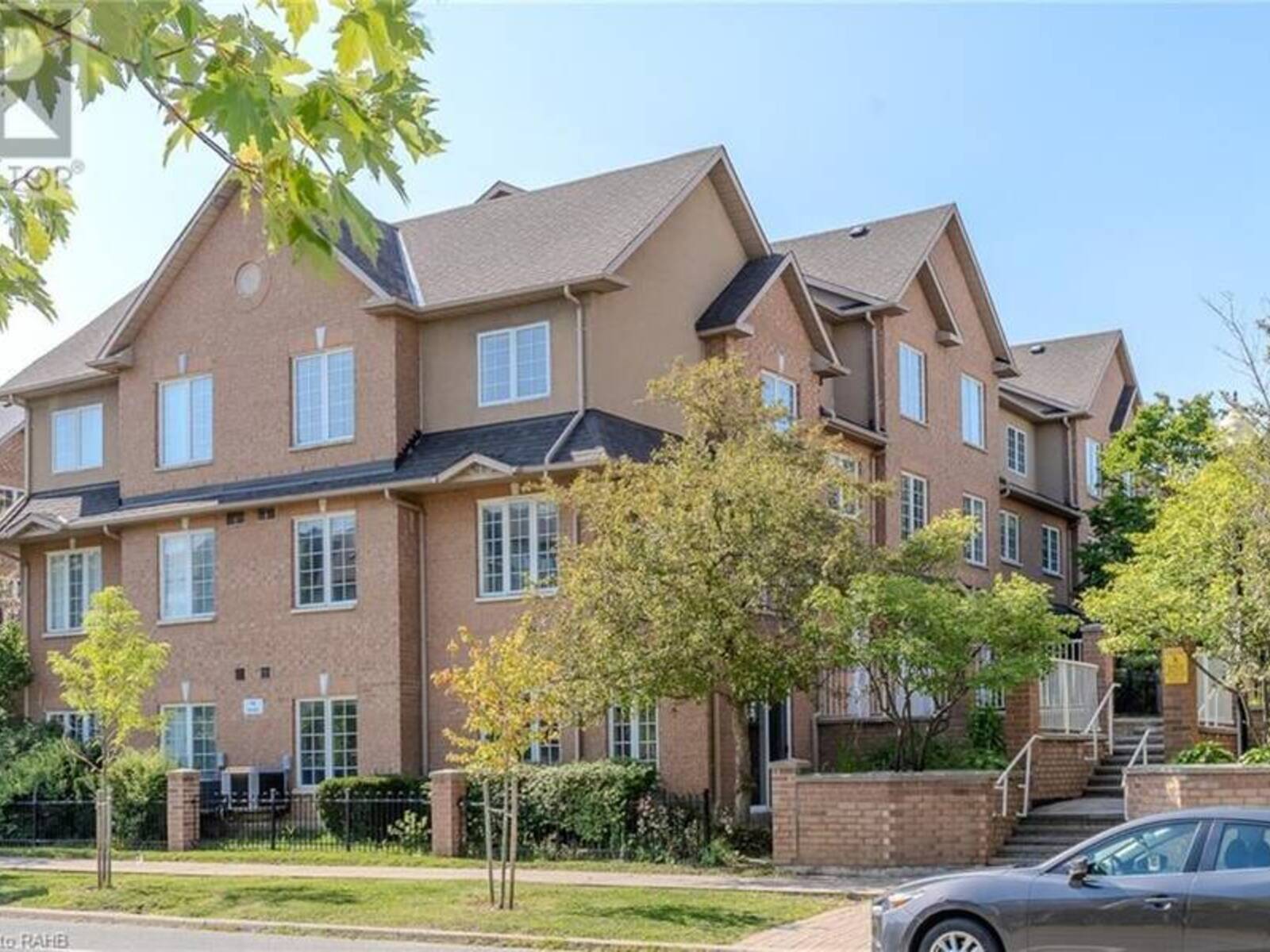 14 COX Boulevard Unit# 12, Markham, Ontario L3R 4G4