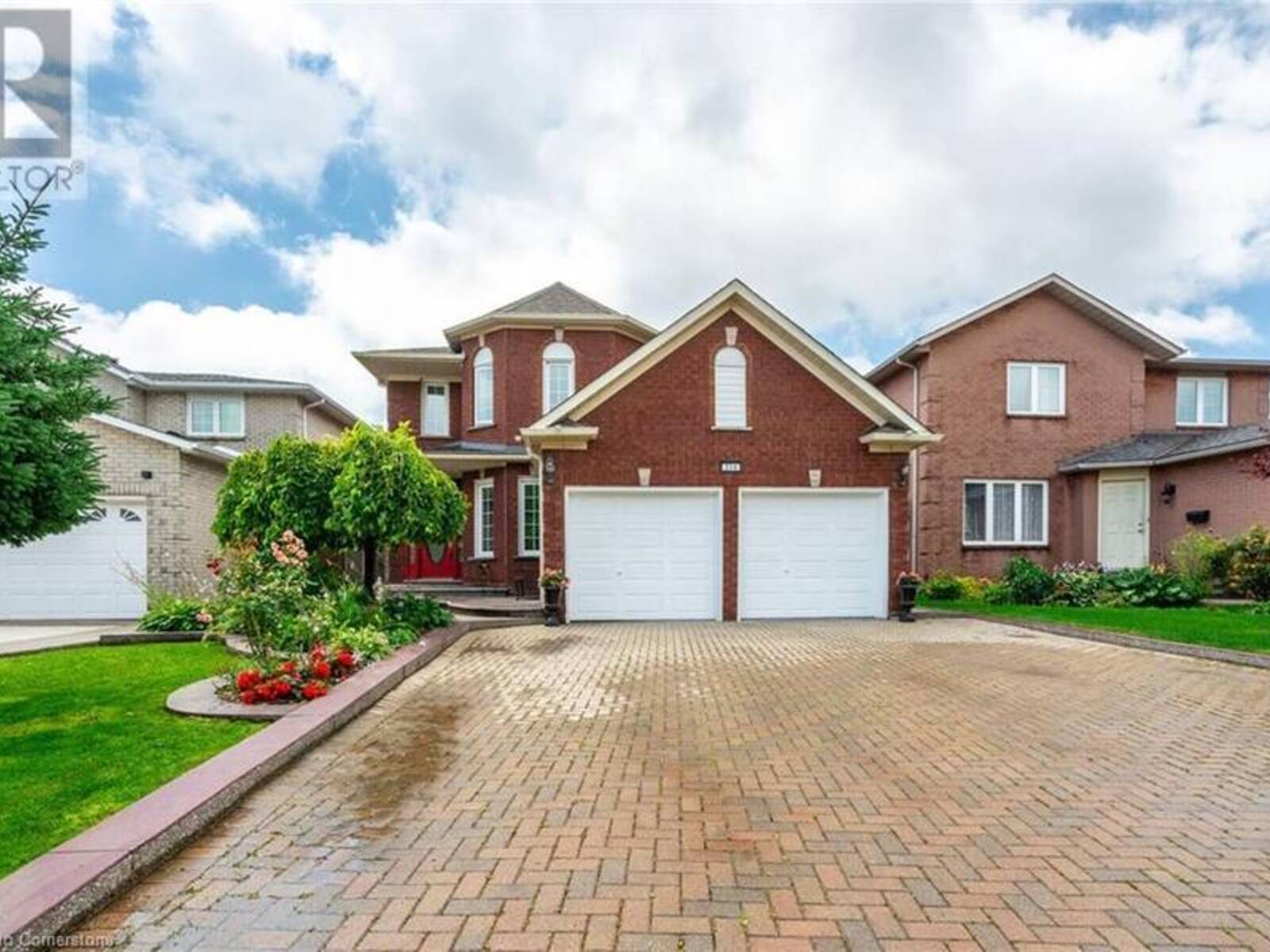 334 GREENCEDAR Drive, Hamilton, Ontario L8C 7K6