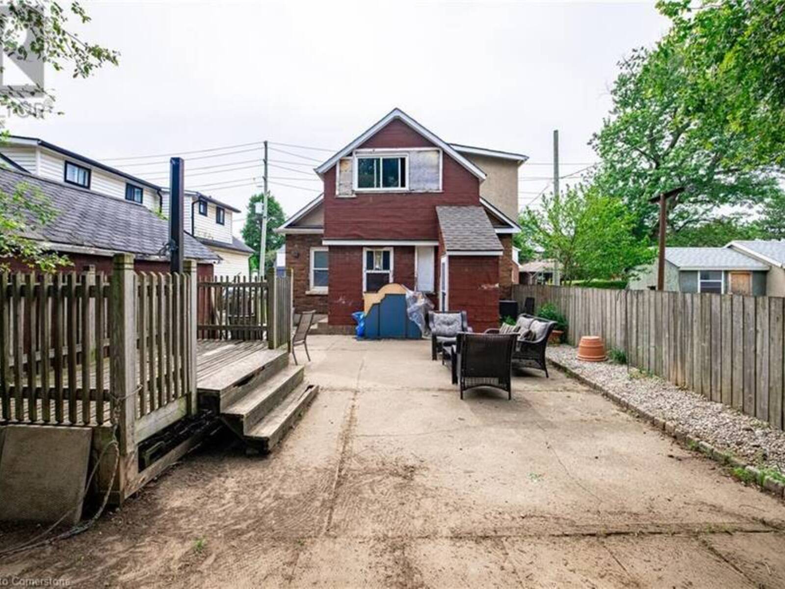 44 HAIG Street, St. Catharines, Ontario L2R 6K8