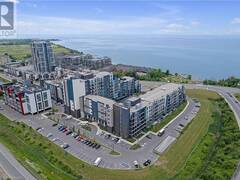 16 CONCORD Place Unit# 431 Grimsby Ontario, L3M 4E8