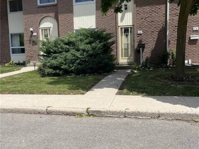 151 GATESHEAD Crescent Unit# 44 Stoney Creek Ontario, L8G 3W1