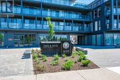 3200 DAKOTA Common Unit# B602 | Burlington Ontario | Slide Image Eight