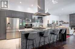 10 DAVID LOWREY Court | Niagara-on-the-Lake Ontario | Slide Image Nine