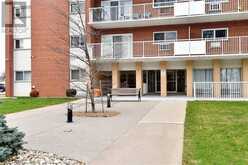 8 Woodman Drive S Unit# 602 | Hamilton Ontario | Slide Image Four