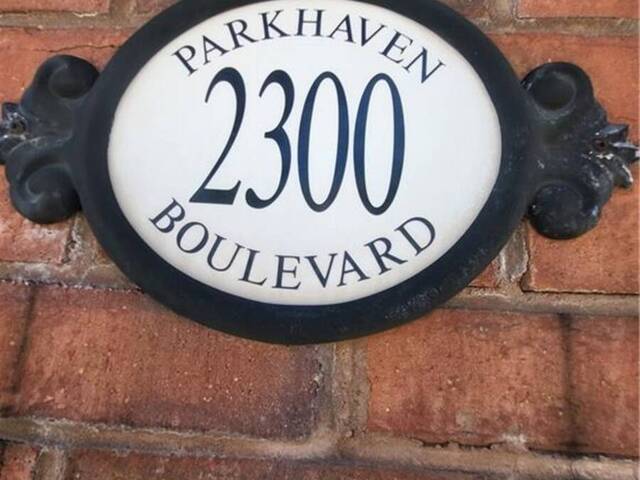 2300 Parkhaven Boulevard Unit# 407 Oakville Ontario, L6H 6V9