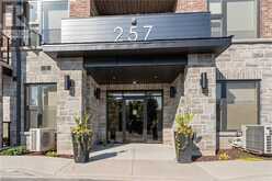 257 MILLEN Road Unit# 112 | Stoney Creek Ontario | Slide Image Four