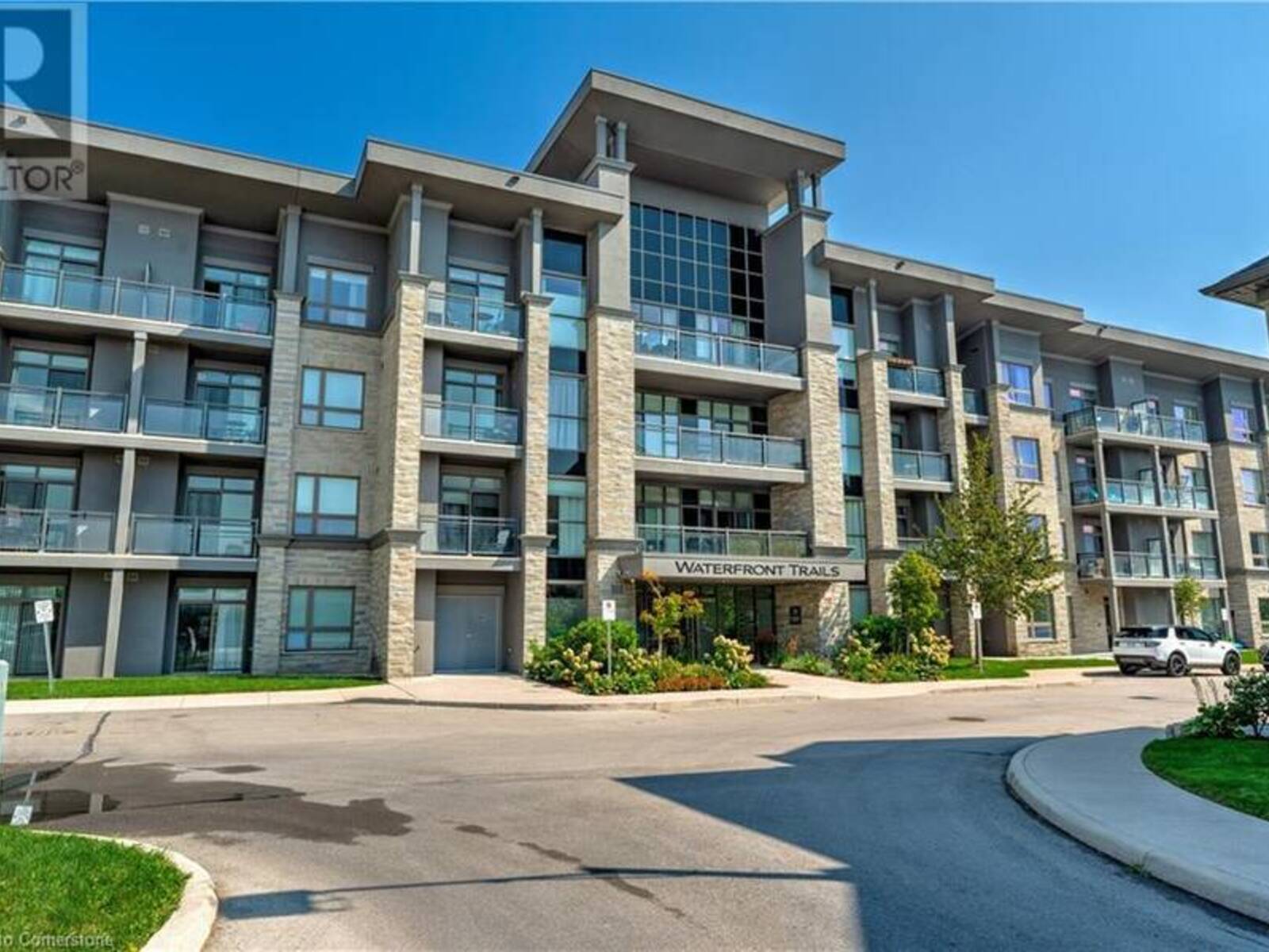 35 SOUTHSHORE Crescent Unit# 404, Stoney Creek, Ontario L8E 0J2