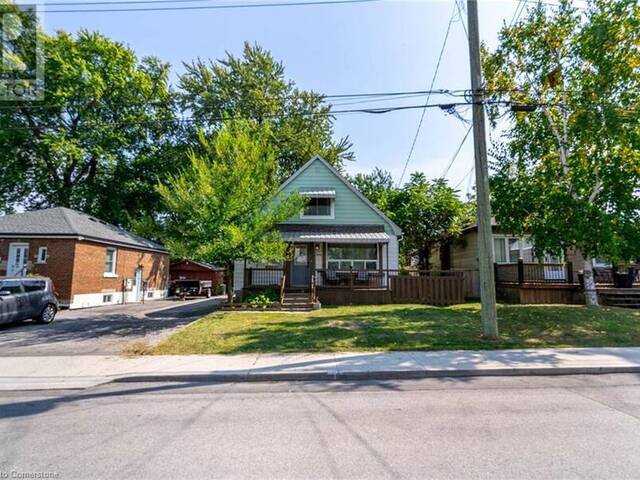 239 EAST 22ND Street Hamilton Ontario, L8V 2V8