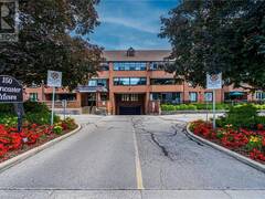 150 WILSON Street W Unit# PH2 Hamilton Ontario, L8R 1E2