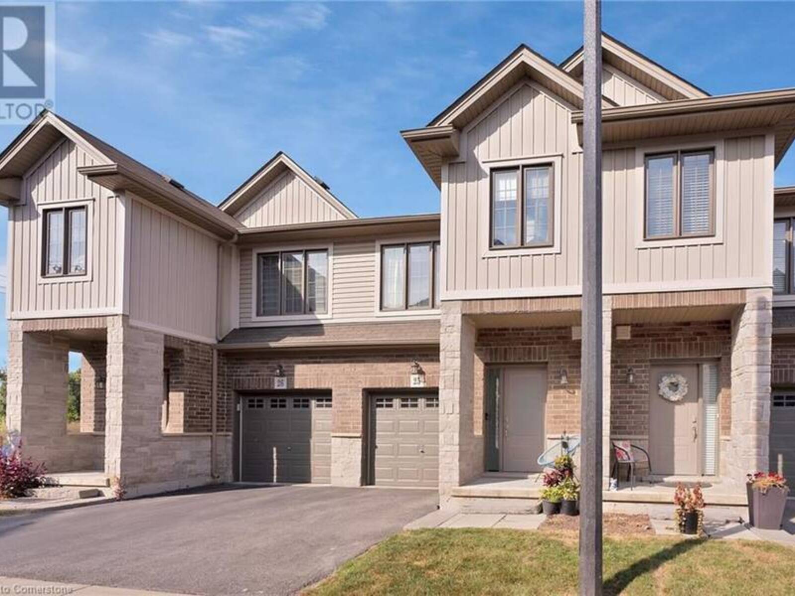 377 GLANCASTER Road Unit# 25, Ancaster, Ontario L9G 0G4