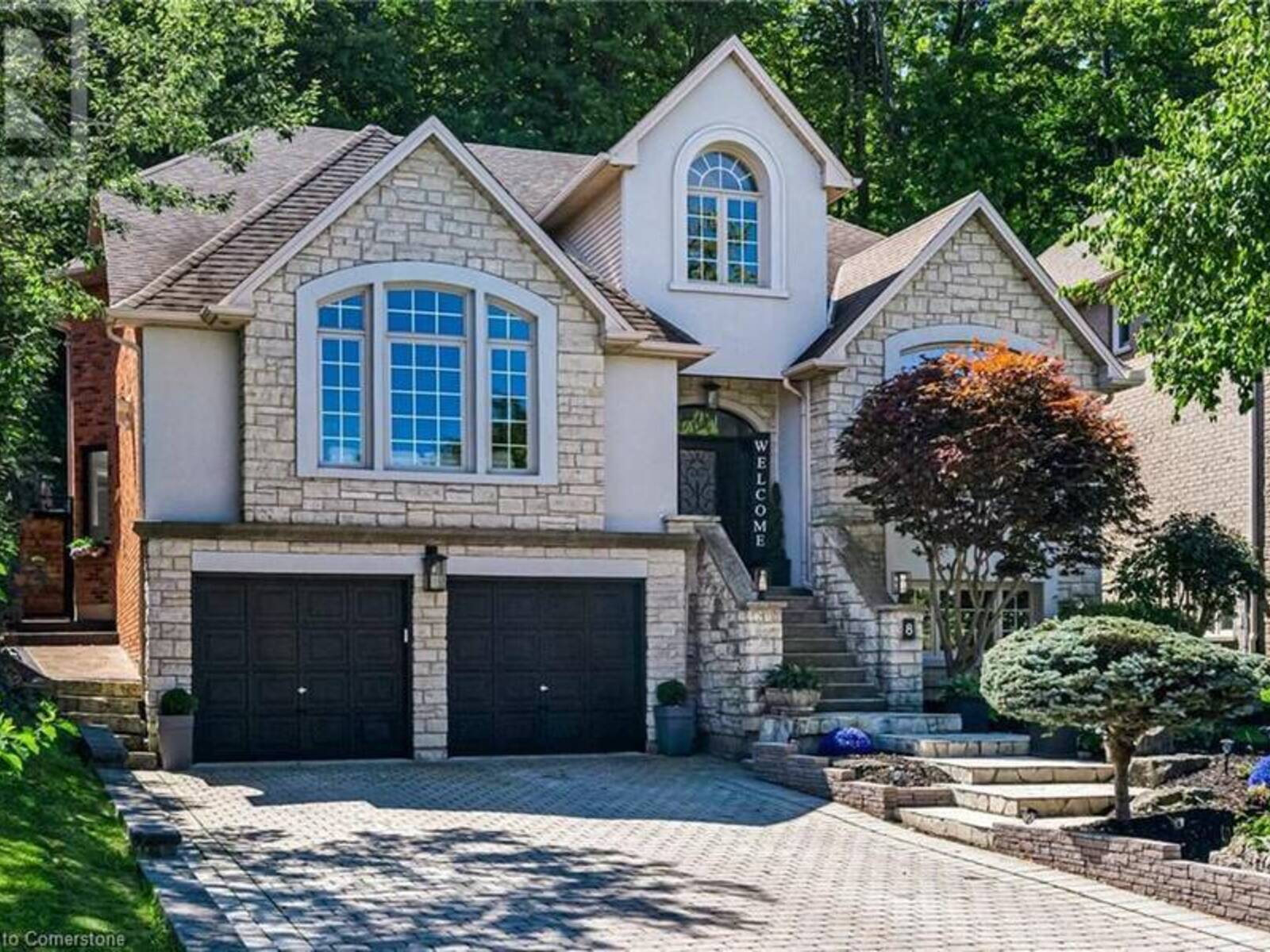 8 ORR Crescent, Stoney Creek, Ontario L8G 5C6