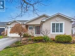 114 GLENARIFF Drive Freelton Ontario, L8B 1A5