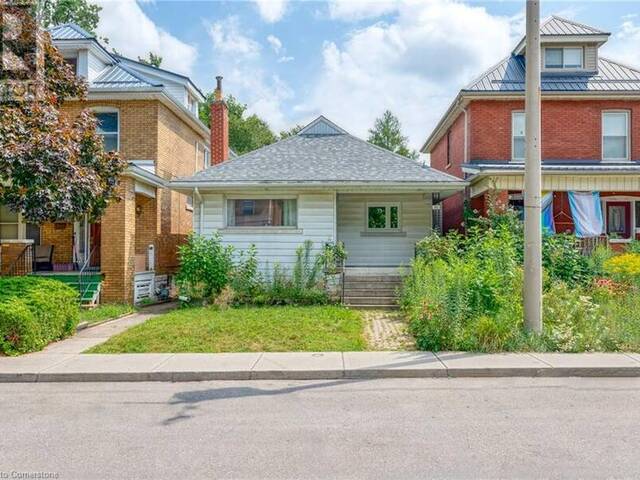 46 ROSSLYN Avenue N Hamilton Ontario, L8L 7P2