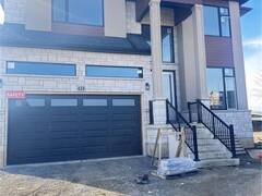 439 KLEIN Circle Ancaster Ontario, L9K 1R4