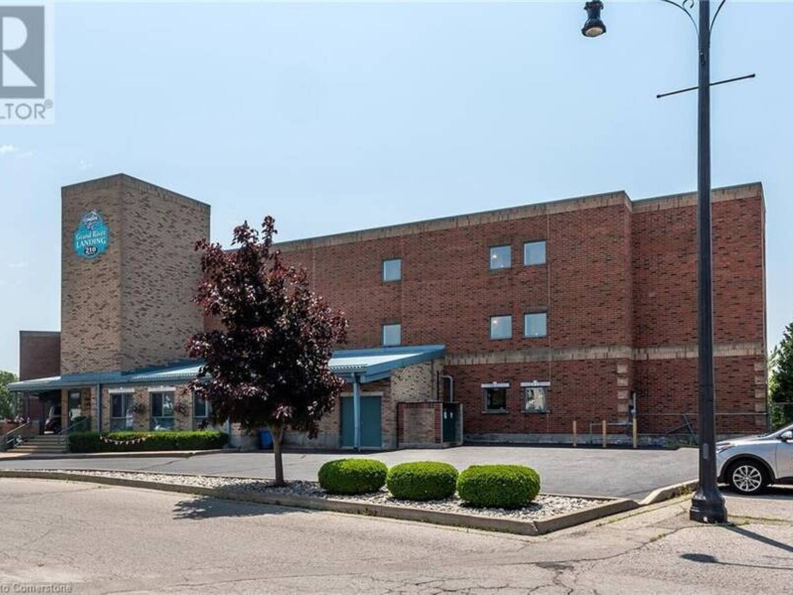 210 MAIN E Street Unit# 208, Dunneville, Ontario N1A 3G7