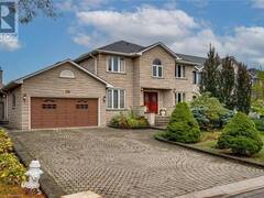 23 ELODIA Court Hamilton Ontario, L9C 7R2