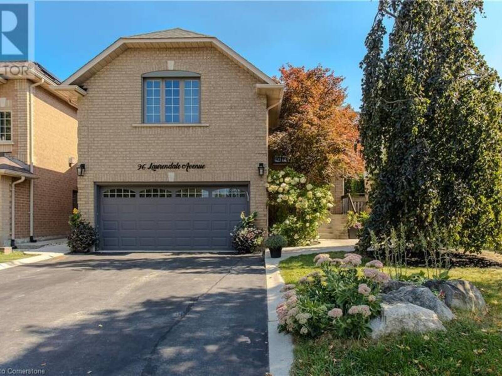 96 LAURENDALE Avenue, Waterdown, Ontario L0R 2H3