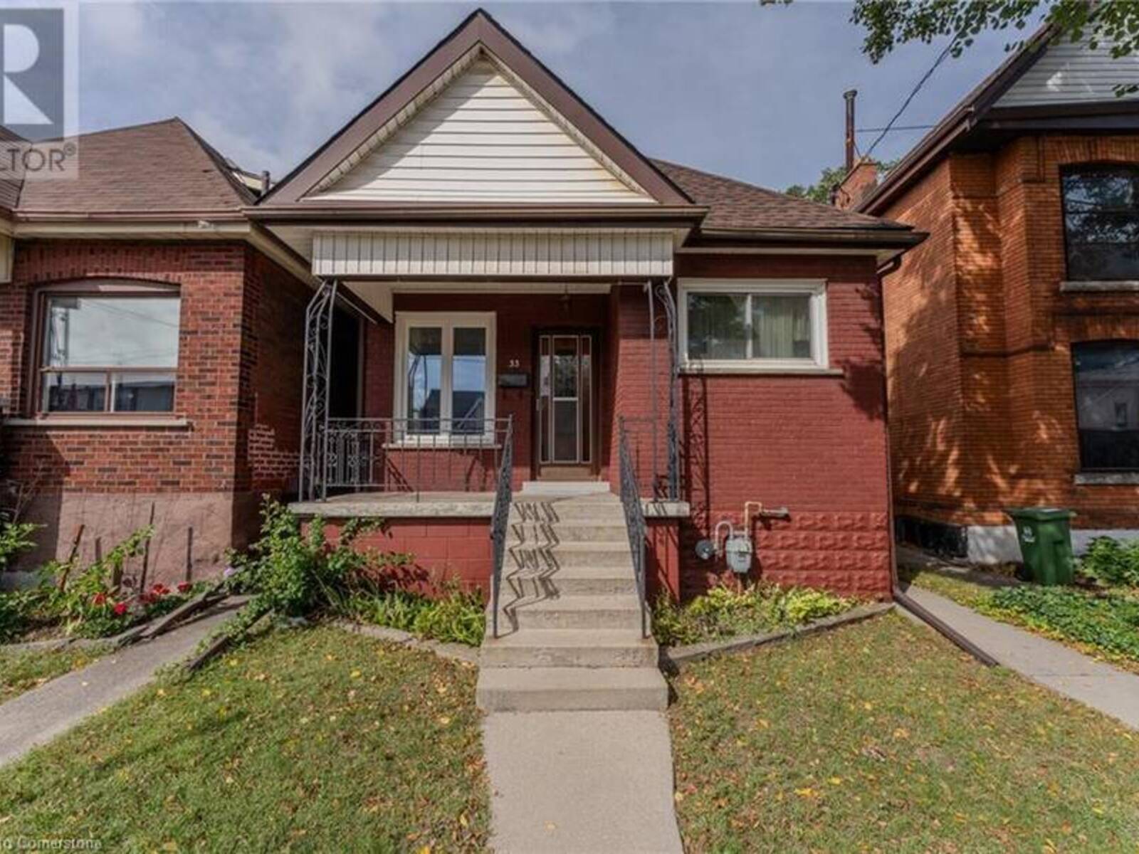 33 CLYDE Street, Hamilton, Ontario L8L 5R5