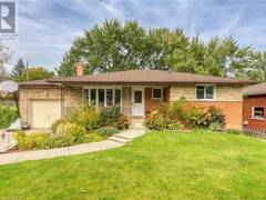 12 MCNAB Place Caledonia Ontario, N3W 1G4