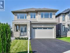 33 HAMPSHIRE Place Stoney Creek Ontario, L8J 2V3