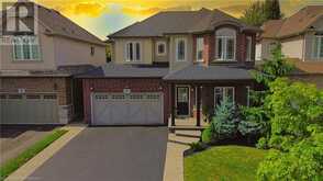 309 MONTREAL Circle | Stoney Creek Ontario | Slide Image Two