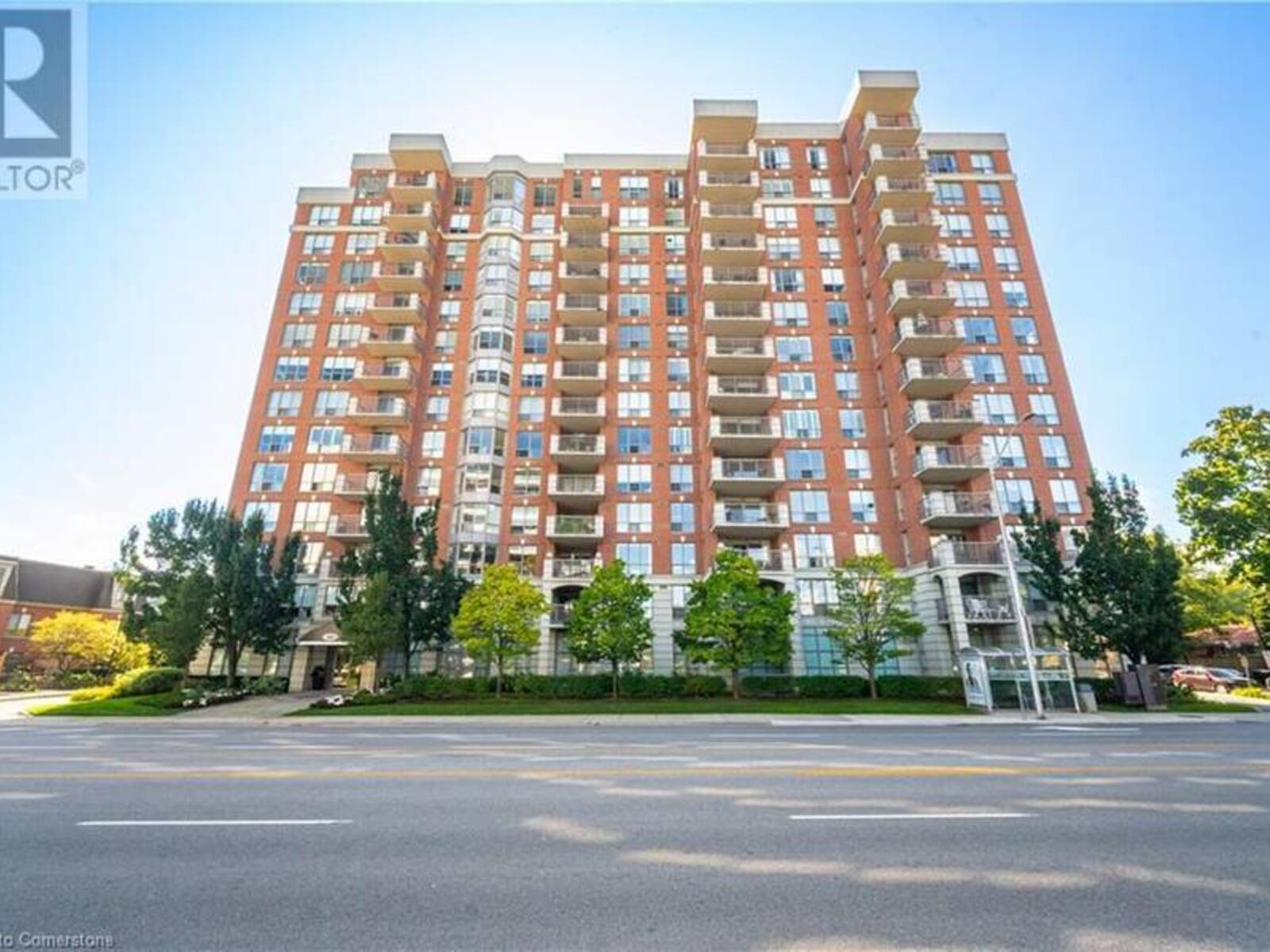 442 MAPLE Avenue Unit# 801, Burlington, Ontario L7S 2L7