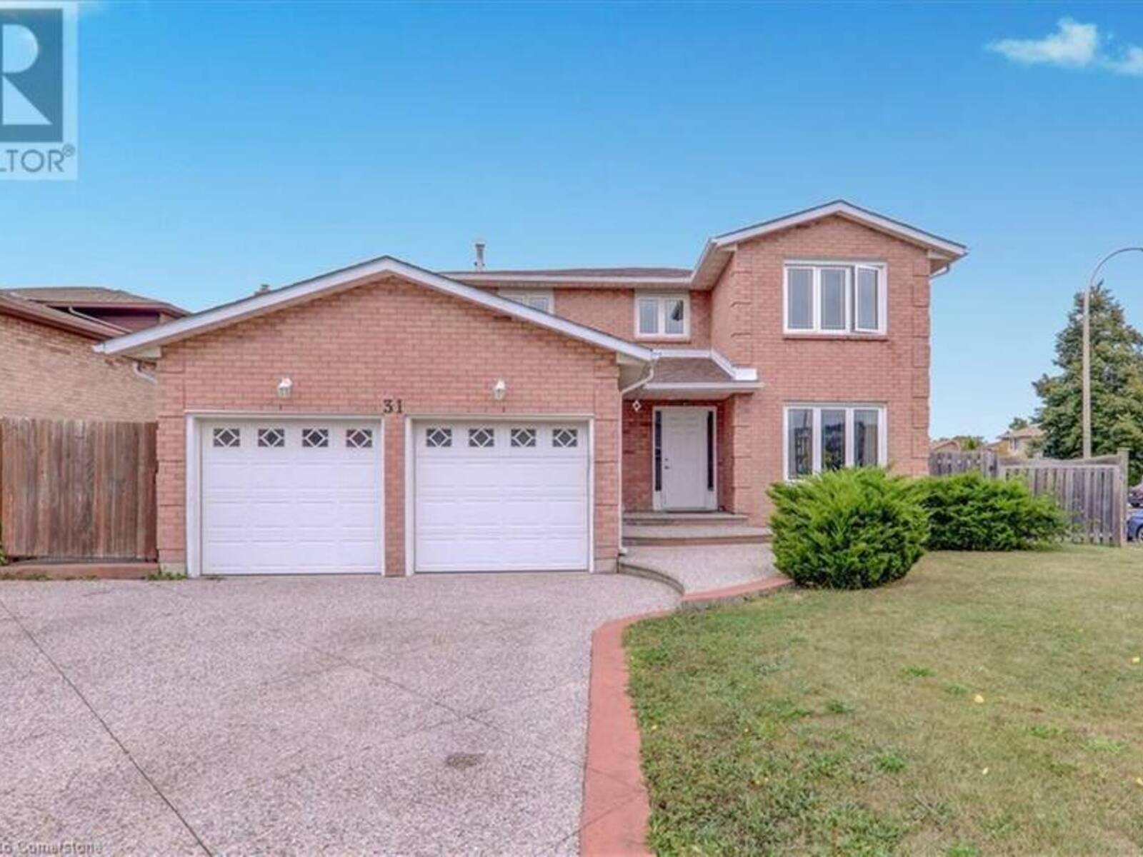 31 VEGA Crescent, Hamilton, Ontario L8E 4S6