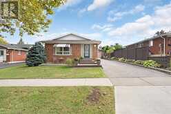 3 BYWOOD Crescent | Stoney Creek Ontario | Slide Image One