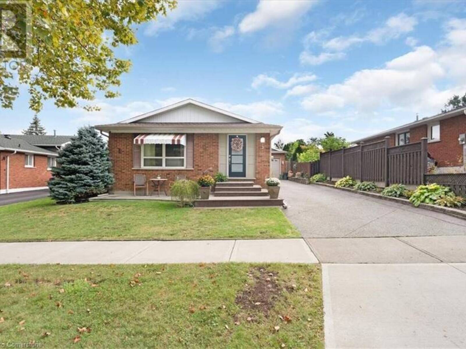 3 BYWOOD Crescent, Stoney Creek, Ontario L8J 1G7