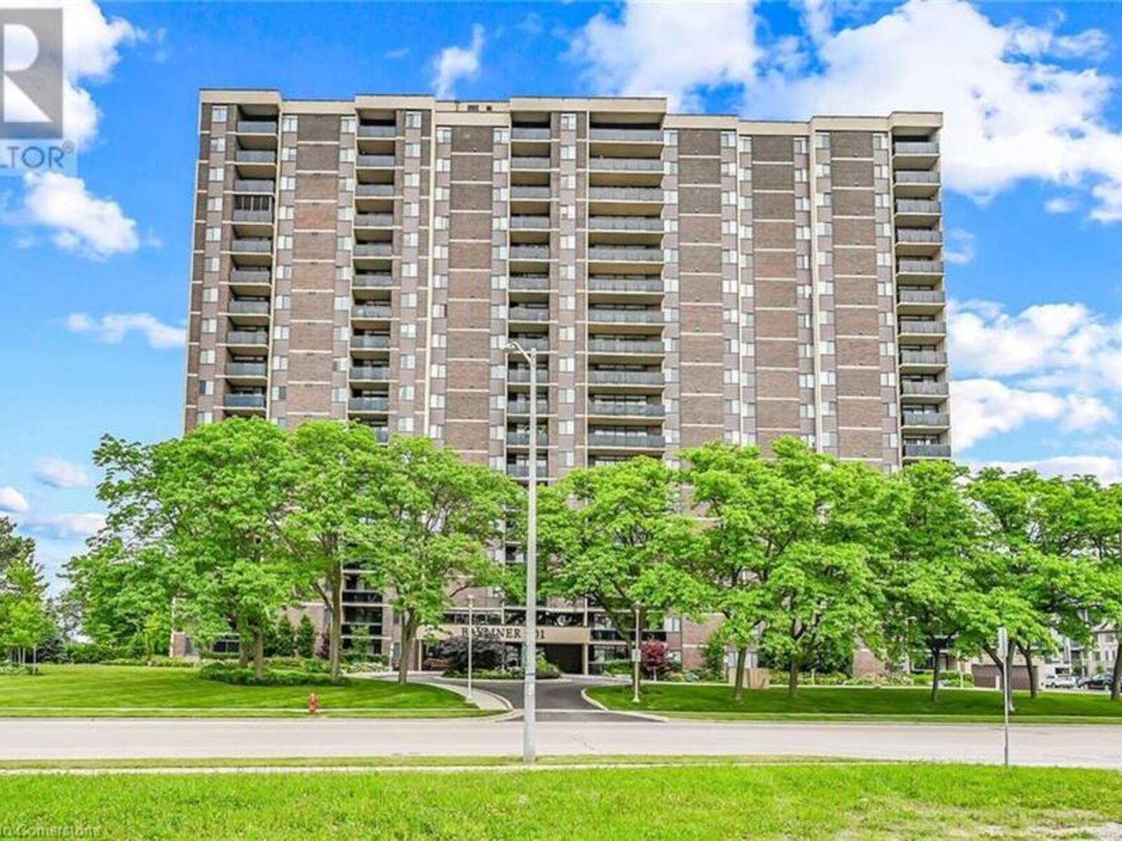 301 FRANCES Avenue Unit# 306, Stoney Creek, Ontario L8E 3W6