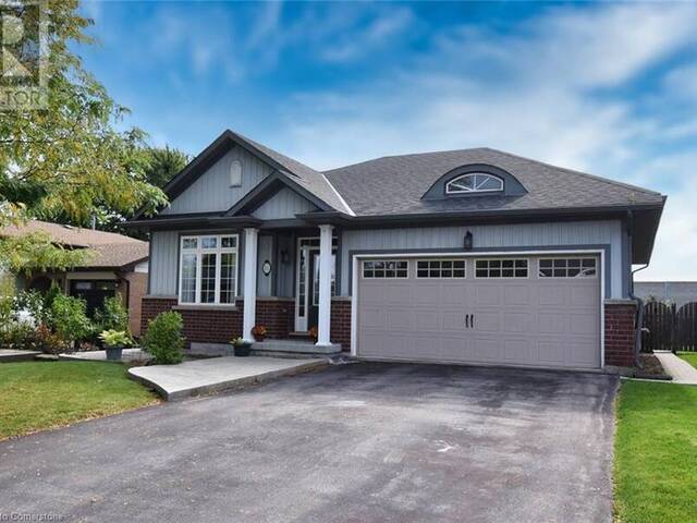 11 SIDARE Court Grimsby Ontario, L3M 4E8